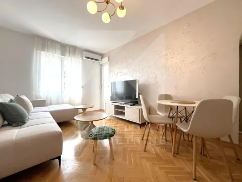 Rent, one bedroom apartment, 40m², Zagorič, Podgorica - image 2