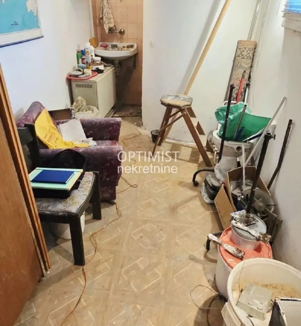 Sale, three bedroom apartment, 103m², Zvezdara Sve Podlokacije, Beograd