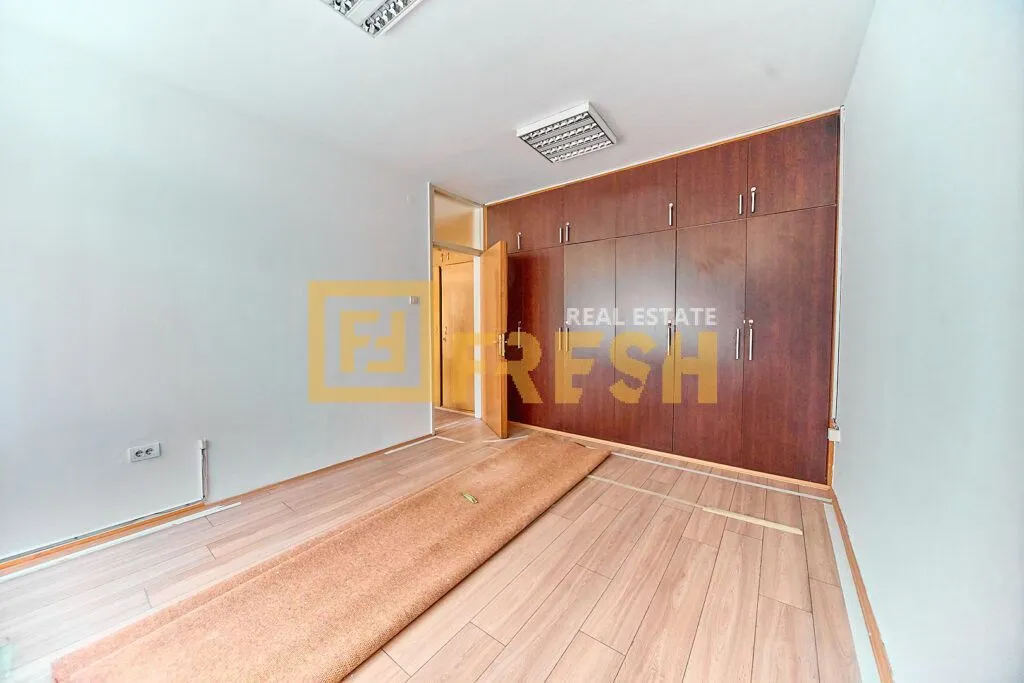 Rent, office space, 228m², Preko Morače, Podgorica
