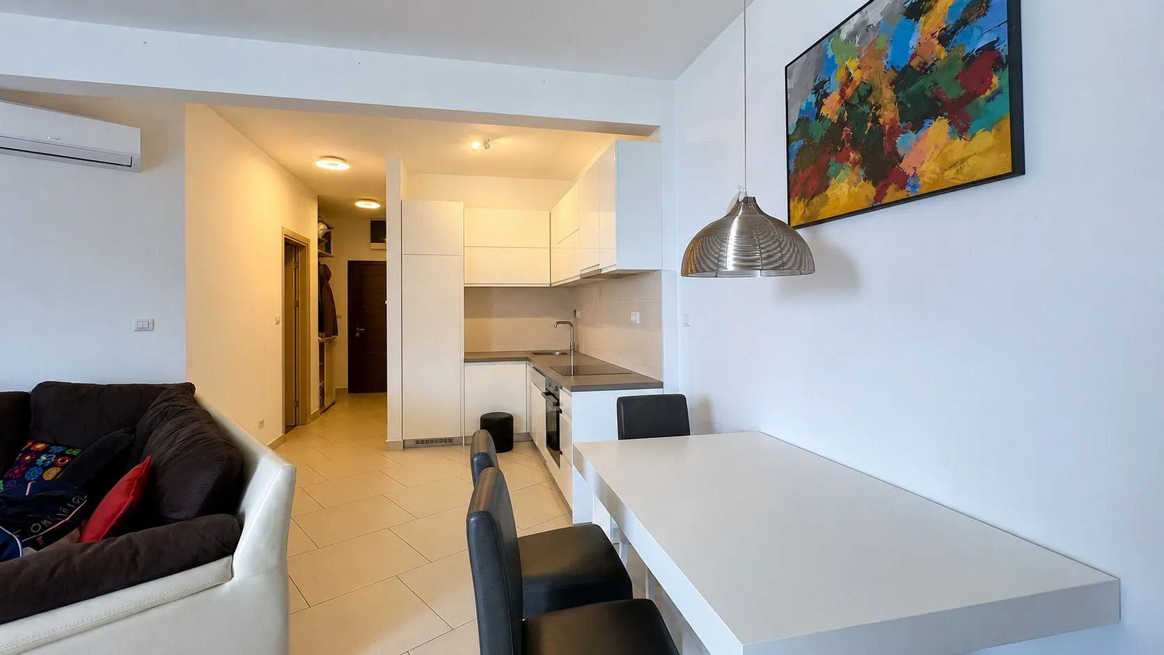 Prodaja, jednosoban stan, 61m², Morinj, Kotor
