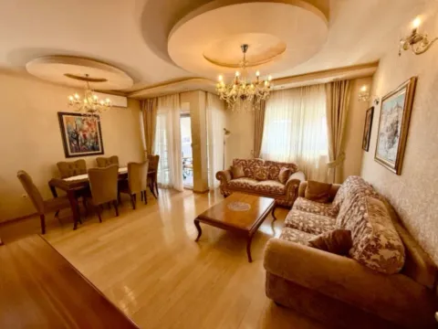 Izdavanje, trosoban stan, 100m², City Kvart, Podgorica - image 3