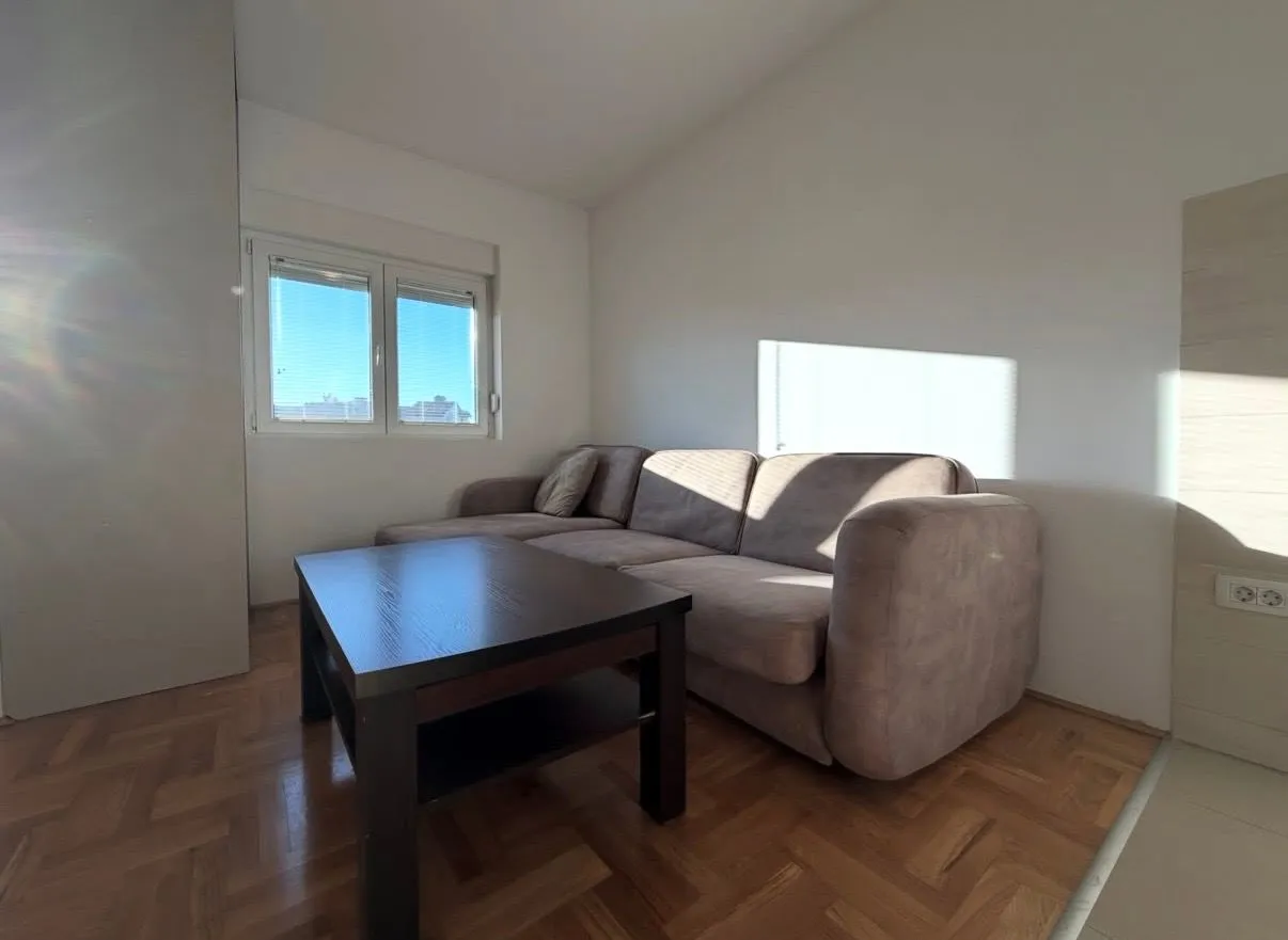 Rent, studio apartment, 34m², Zabjelo, Podgorica