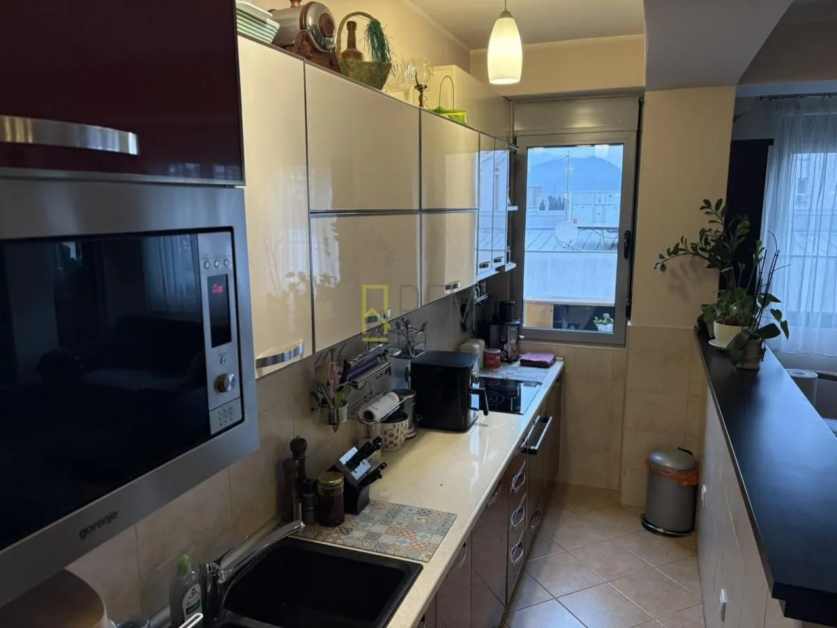 Prodaja, trosoban stan, 97m², Stari Aerodrom, Podgorica