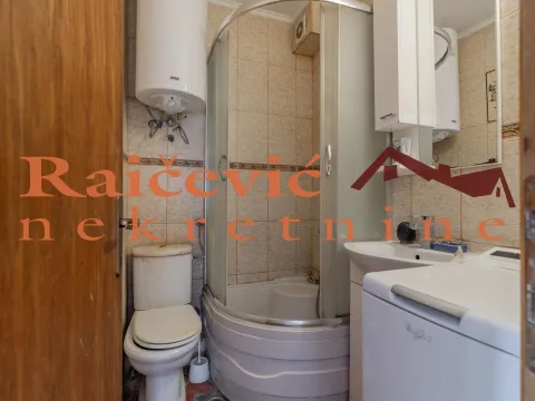 Rent, two bedroom apartment, 50m², Lipov Lad, Zvezdara Sve Podlokacije - image 8