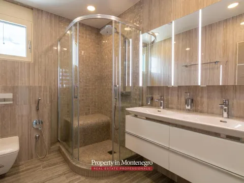 Sale, house, 400m², Bečići, Budva - image 22