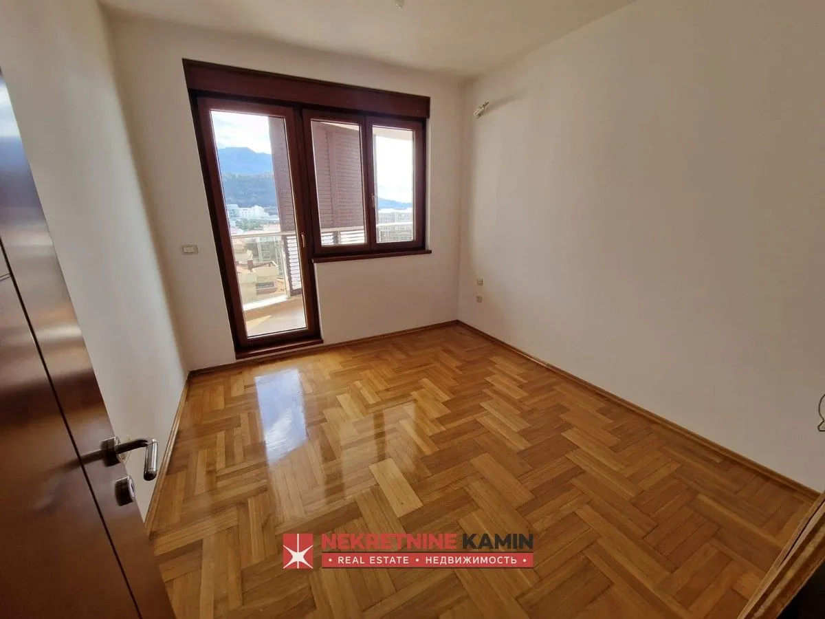 Prodaja, dvosoban stan, 103m², Bečići, Budva