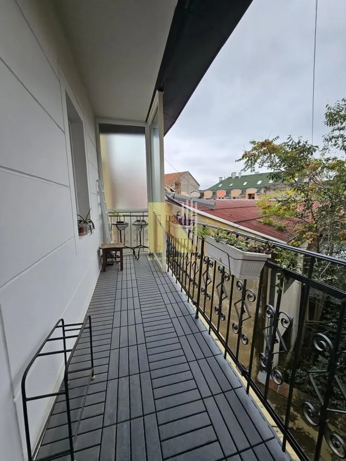 Izdavanje, trosoban stan, 110m², Centar, Novi Sad