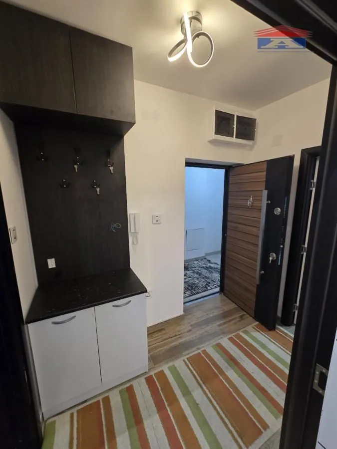 Izdavanje, dvosoban stan, 55m², Nova Detelinara, Novi Sad Sve Podlokacije