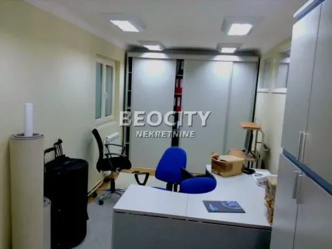 Prodaja, poslovni prostor, 370m², Lekino Brdo, Voždovac Sve Podlokacije - image 2