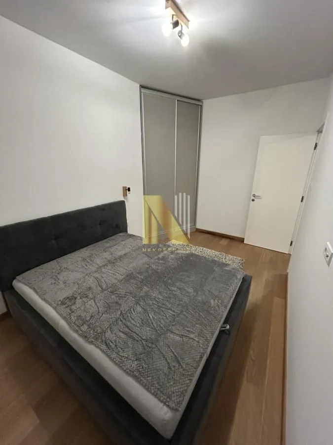 Prodaja, dvosoban stan, 42m², Bulevar Evrope, Novi Sad Sve Podlokacije