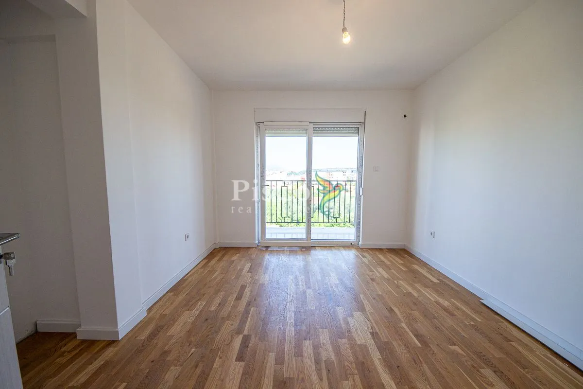 Prodaja, jednosoban stan, 68m², Ljubović, Podgorica