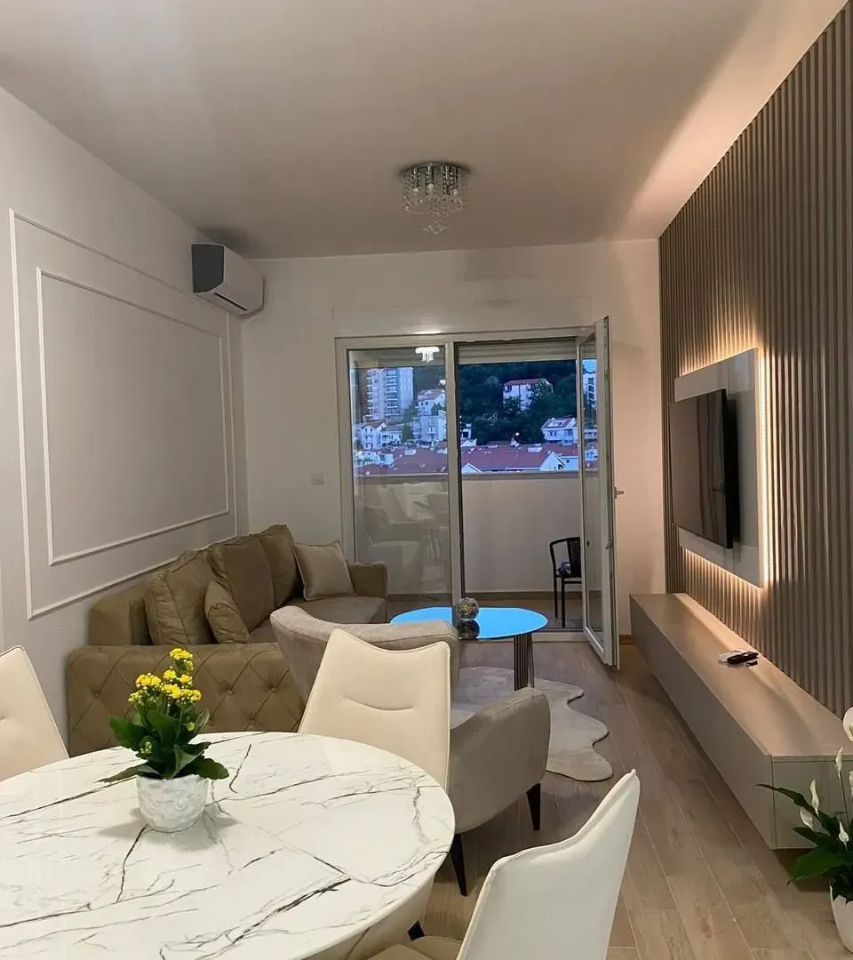 Rent, one bedroom apartment, 46m², Golubovina, Budva