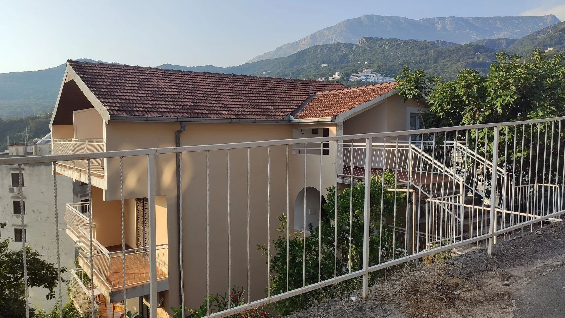 Prodaja, trosoban stan, 85m², Herceg Novi, Crna Gora