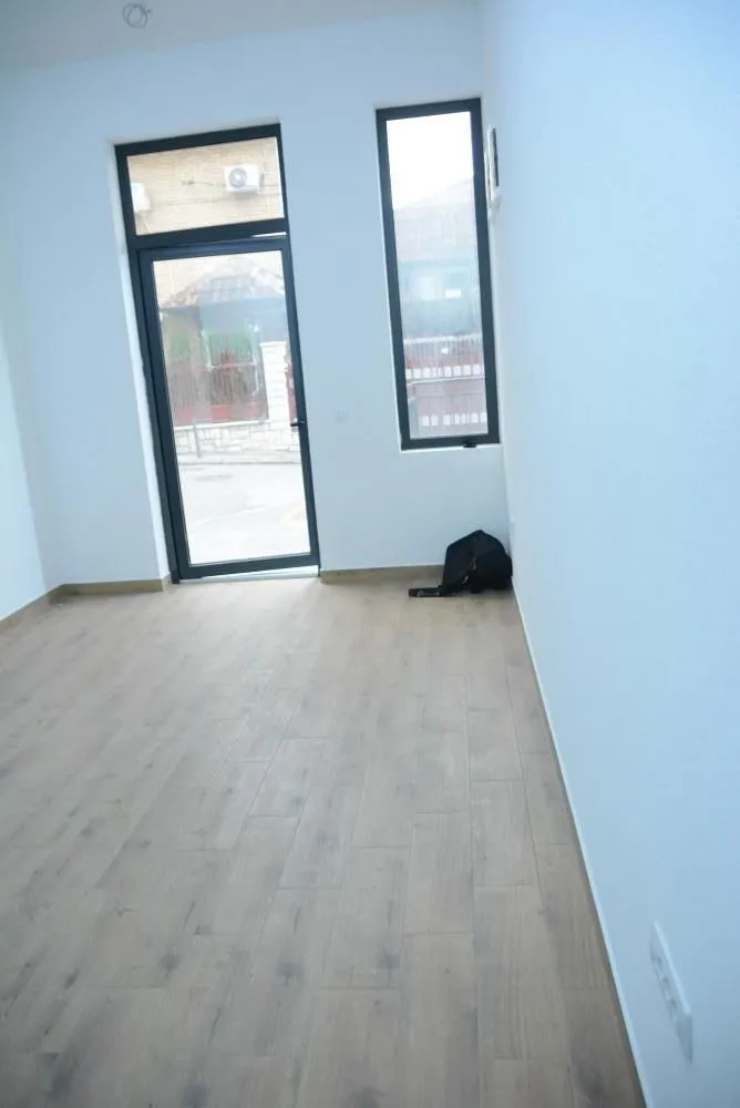 Sale, office space, 78m², Cvetkova Pijaca, Zvezdara Sve Podlokacije