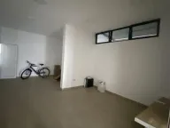 Izdavanje, poslovni prostor, 180m², Vašarište, Jagodina - image 10