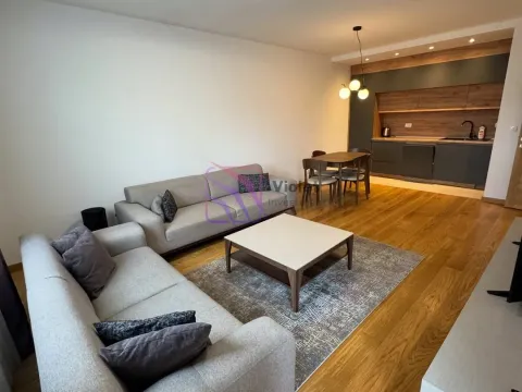 Izdavanje, dvosoban stan, 72m², New City, Podgorica - image 1