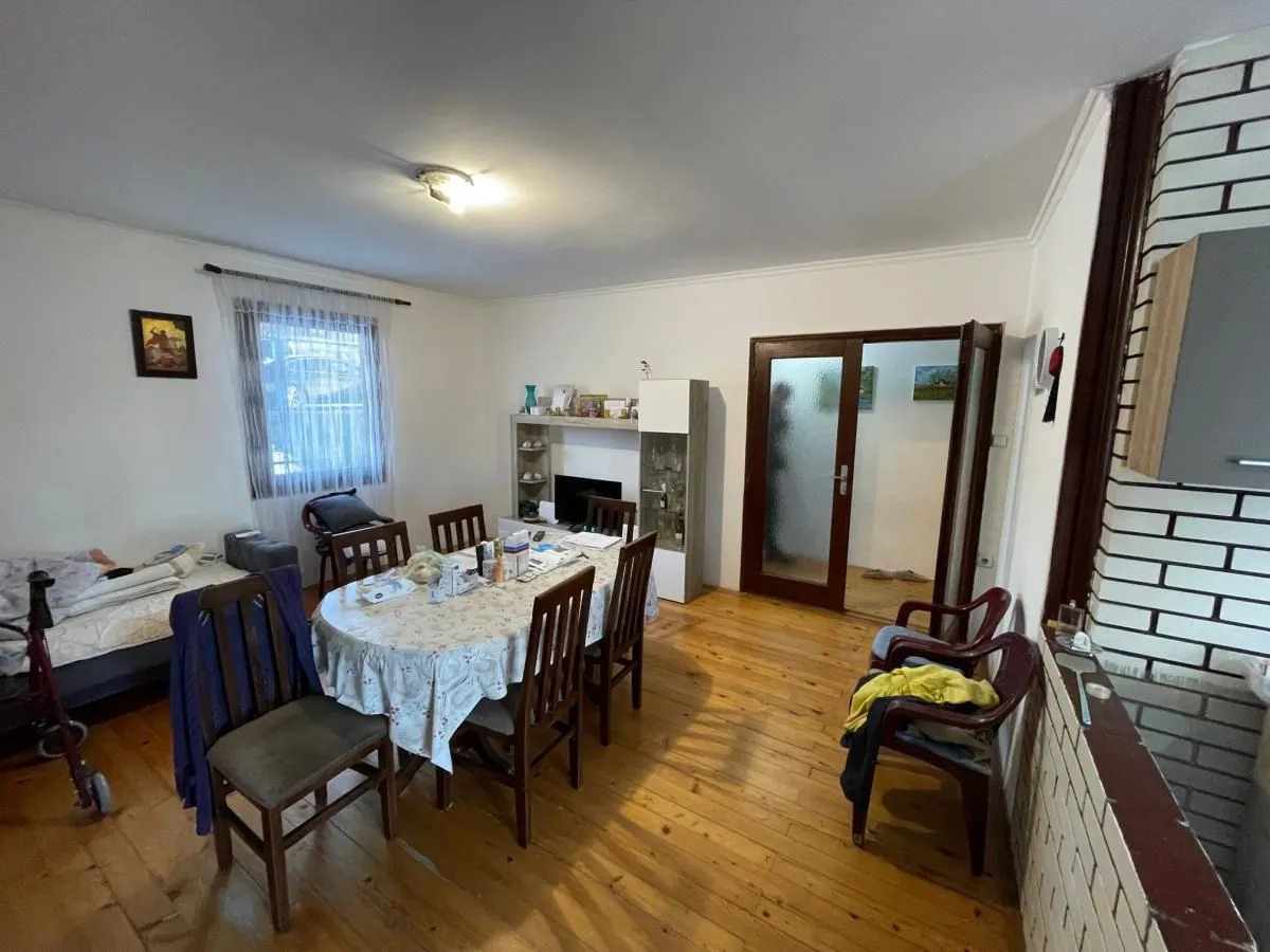 Prodaja, kuća, 151m², Sremska Kamenica, Petrovaradin