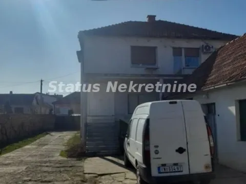 Prodaja, kuća, 180m², Centar, Inđija - image 9