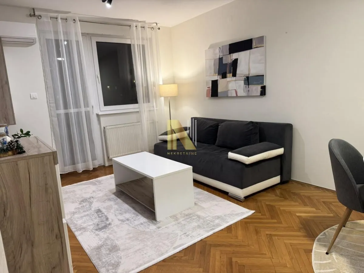 Izdavanje, dvosoban stan, 46m², Nova Detelinara, Novi Sad Sve Podlokacije