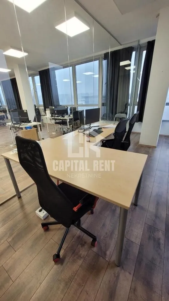 Rent, office space, 235m², Savski Trg, Beograd