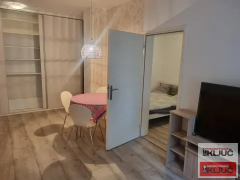 Sale, two bedroom apartment, 56m², Sajmište, Novi Sad - image 2