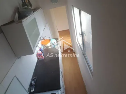 Rent, three bedroom apartment, 62m², Savski Venac, Beograd - image 2