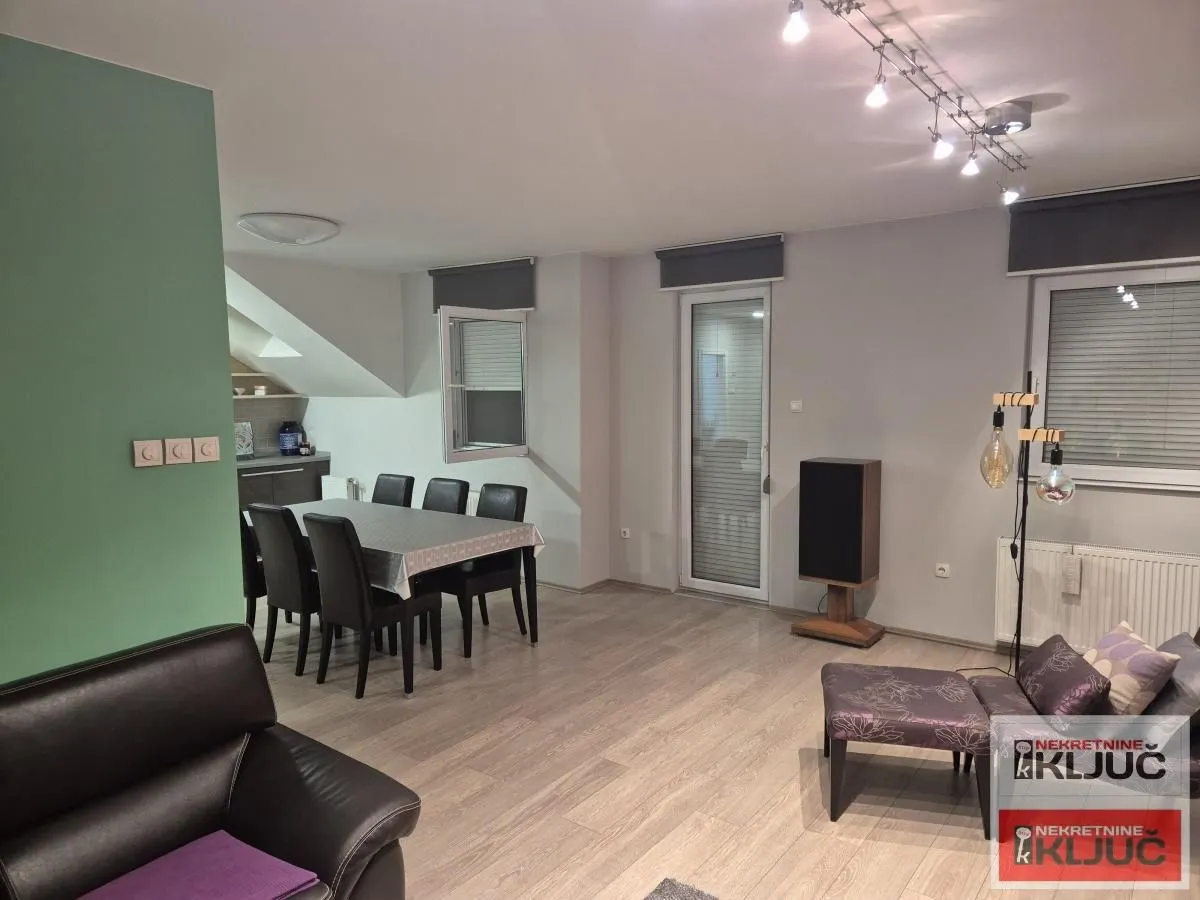 Prodaja, četvorosoban stan, 119m², Nova Detelinara, Novi Sad Sve Podlokacije