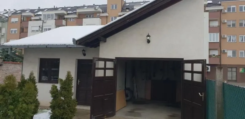 Sale, house, 280m², Telep, Novi Sad Sve Podlokacije