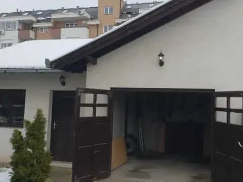 Prodaja, kuća, 280m², Telep, Novi Sad Sve Podlokacije - image 44