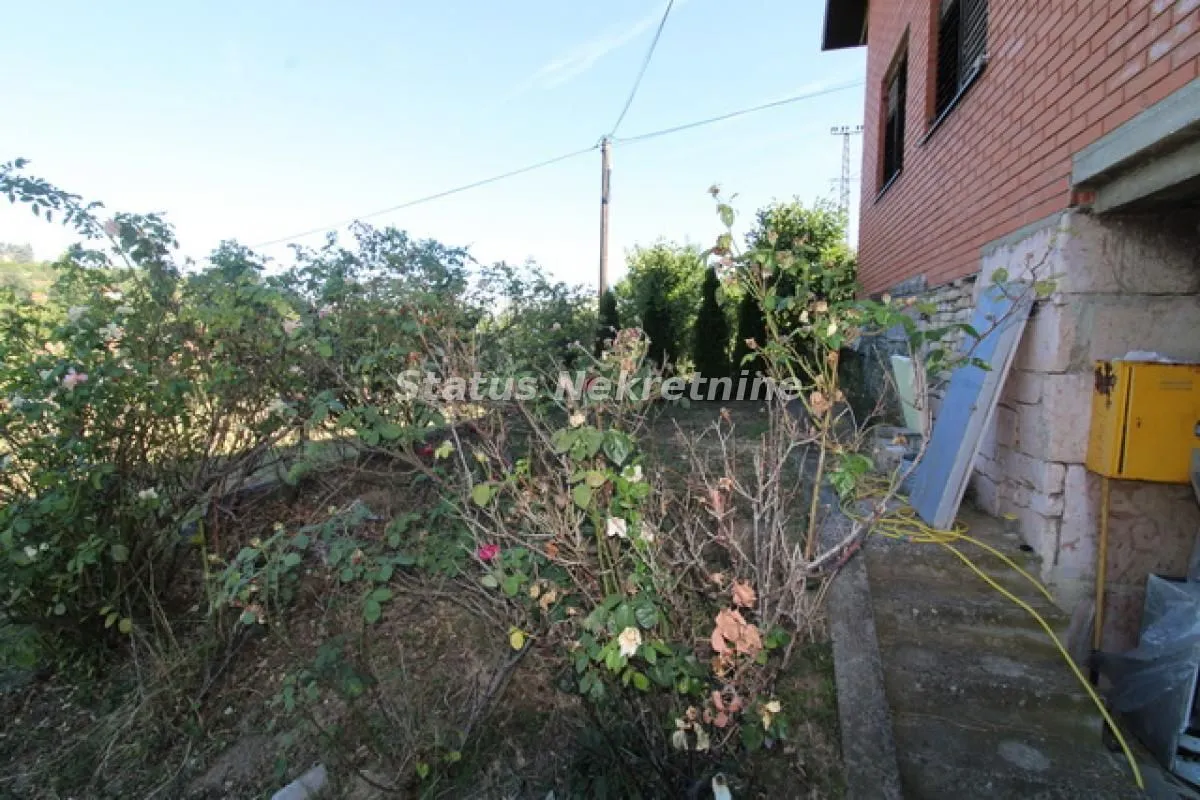 Prodaja, kuća, 198m², Sremska Kamenica, Petrovaradin