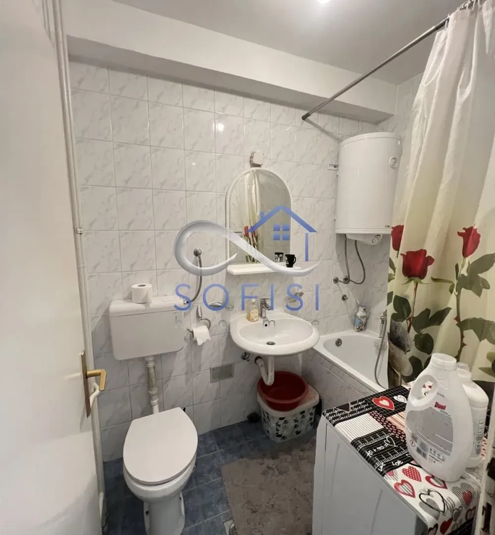 Izdavanje, dvosoban stan, 43m², Grbavica, Novi Sad Sve Podlokacije