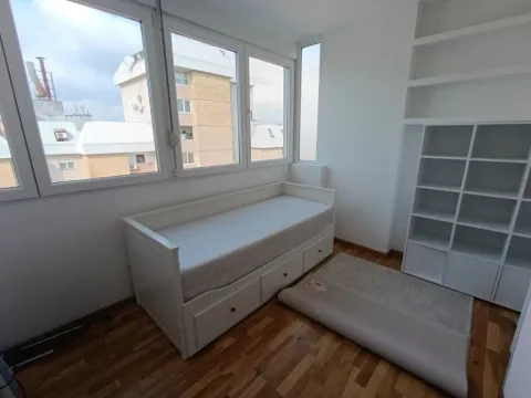 Izdavanje, jednosoban stan, 45m², Centar, Podgorica - image 7