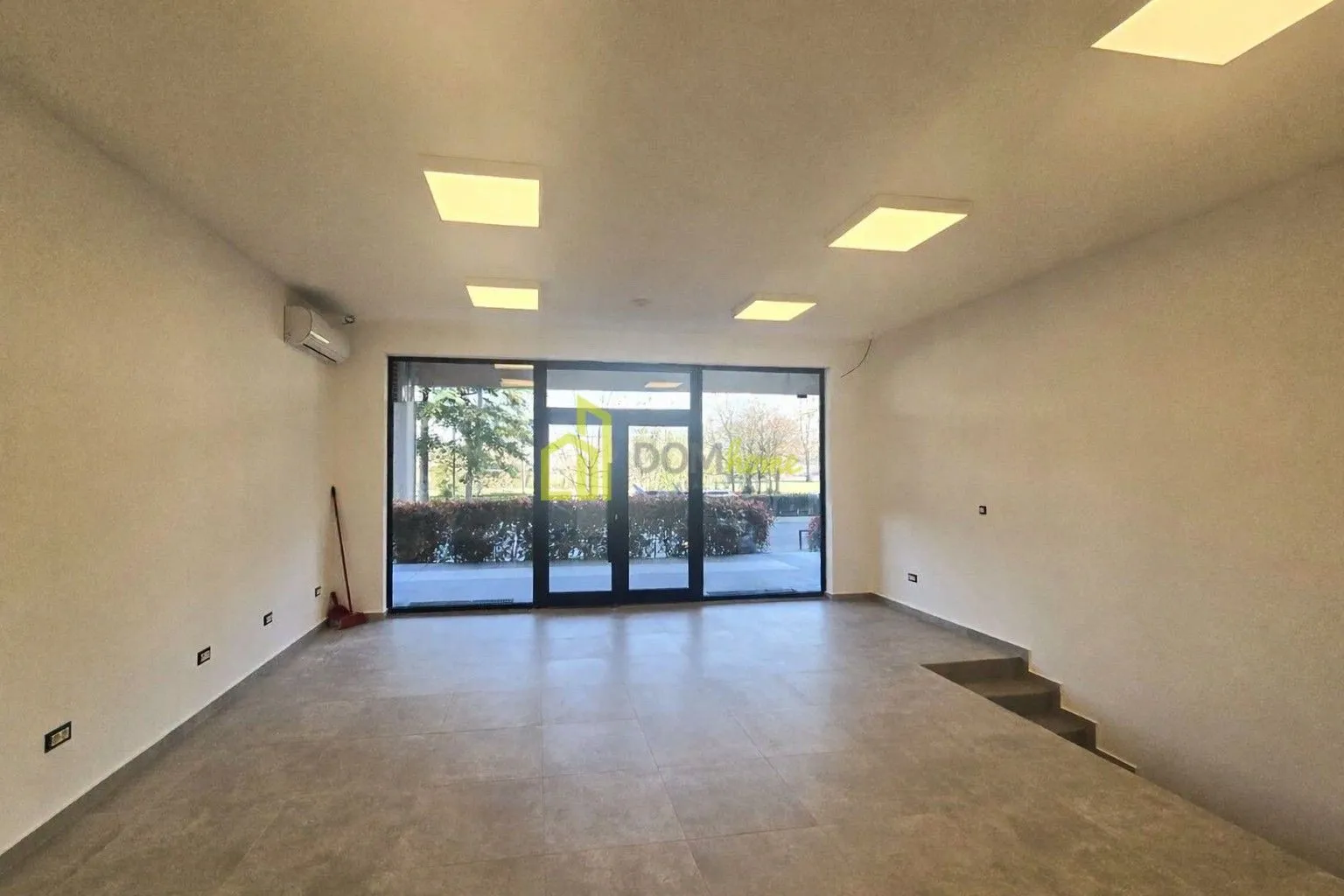 Rent, office space, 95m², City Kvart, Podgorica