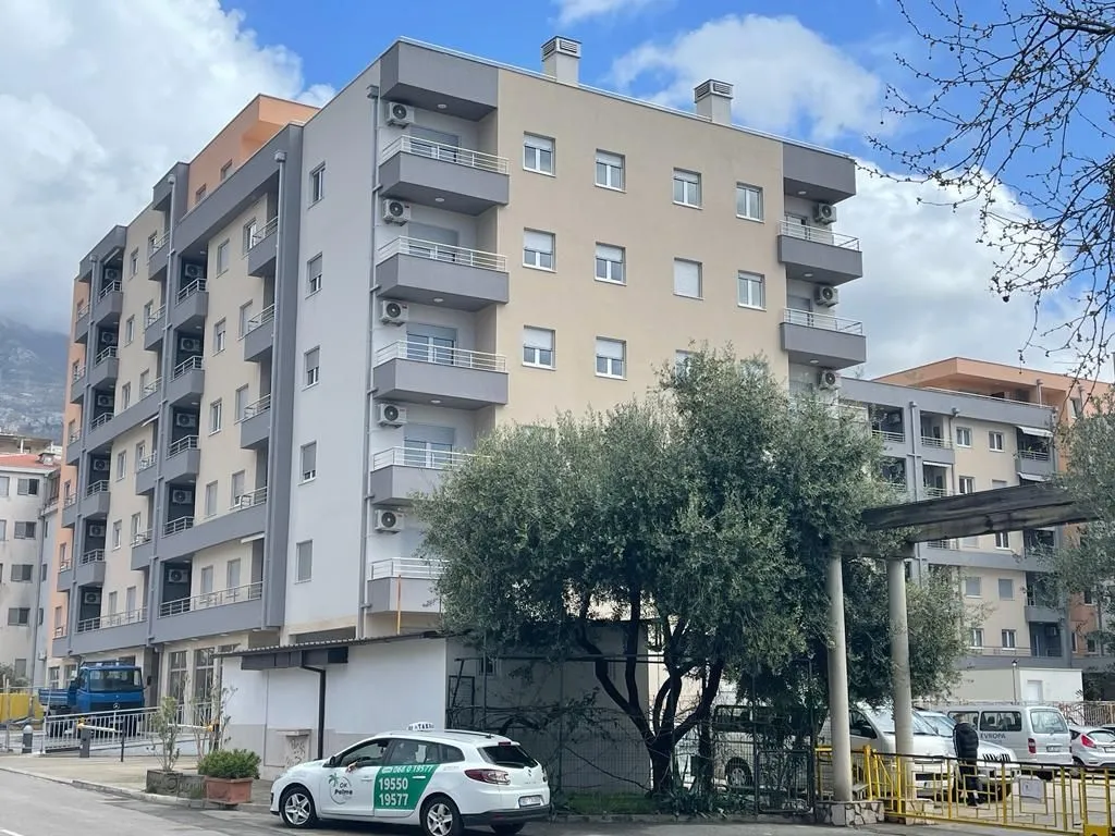 Rent, one bedroom apartment, 45m², Budva, Crna Gora