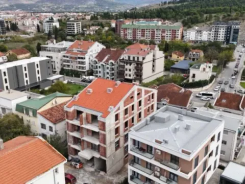 Prodaja, dvosoban stan, 53m², Momišići, Podgorica - image 6
