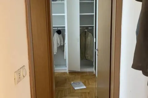 Prodaja, trosoban stan, 70m², Zemun Gornji Grad, Zemun Sve Podlokacije - image 2