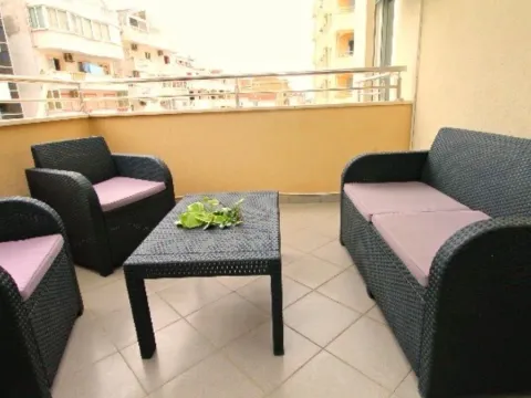 Izdavanje, dvosoban stan, 73m², Mainski Put, Budva - image 12