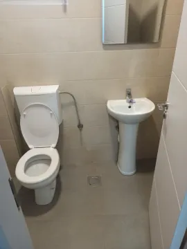 Izdavanje, trosoban stan, 100m², Dalmatinska ulica, Podgorica - image 4