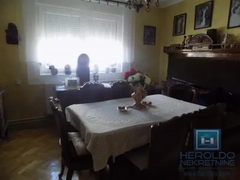 Prodaja, kuća, 264m², Branko Krsmanović, Paraćin - image 11