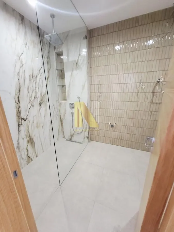 Prodaja, četvorosoban stan, 121m², Podbara, Novi Sad Sve Podlokacije