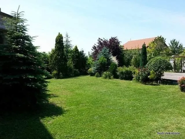 Prodaja, kuća, 550m², Mali Mokri Lug, Zvezdara Sve Podlokacije