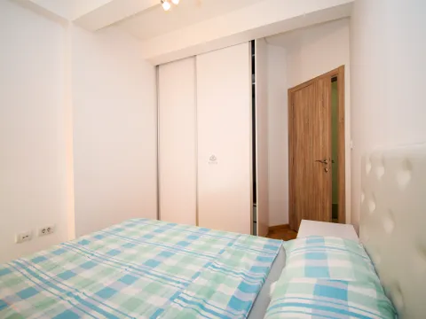 Izdavanje, dvosoban stan, 75m², Ljubović, Podgorica - image 10