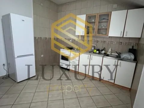 Rent, four bedroom apartment, 100m², Stari Aerodrom, Podgorica - image 10
