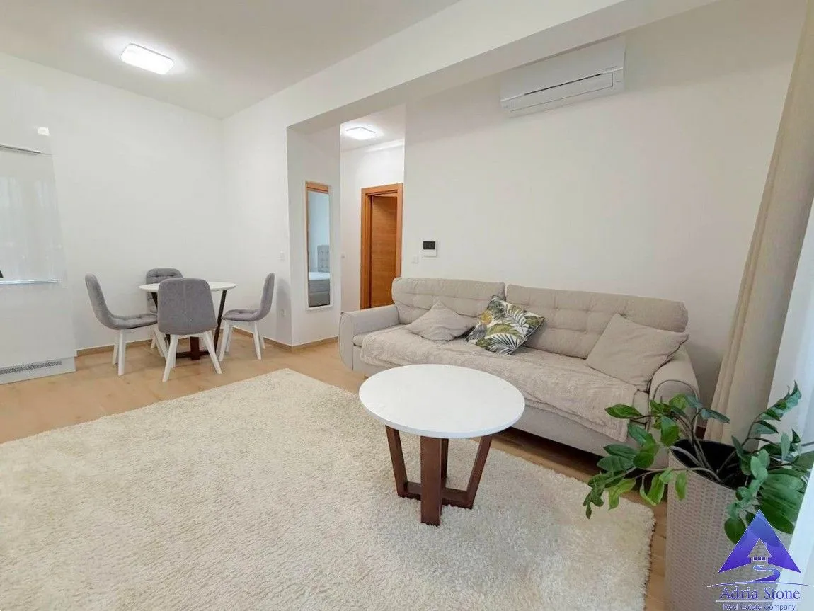 Sale, two bedroom apartment, 54m², Komoševina, Budva