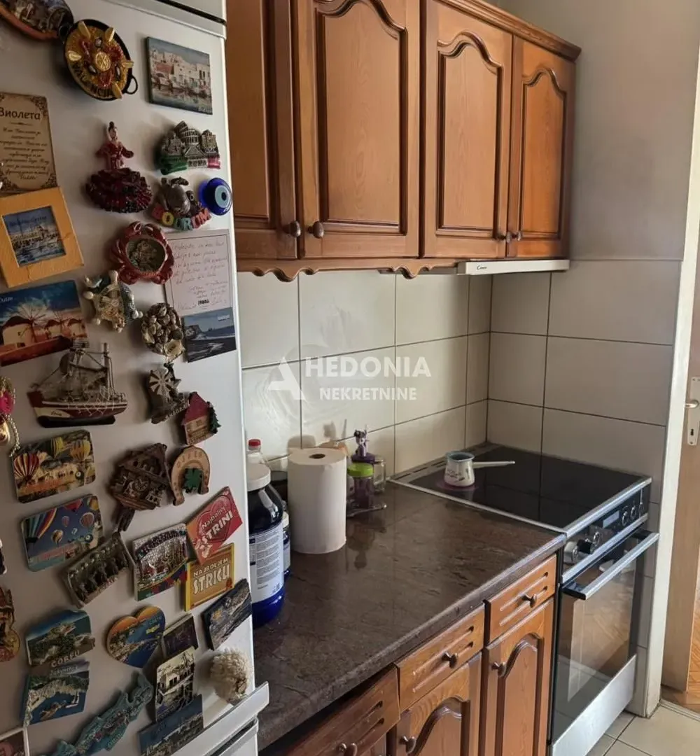 Sale, four bedroom apartment, 101m², Čukarica, Beograd