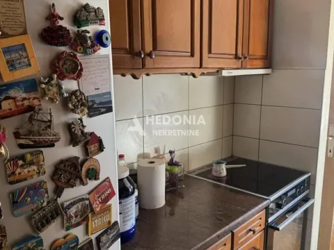 Prodaja, četvorosoban stan, 101m², Čukarica, Beograd - image 4
