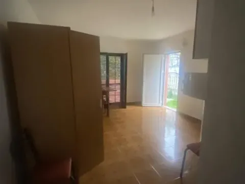 Rent, two bedroom apartment, 110m², Šušanj, Bar - image 2