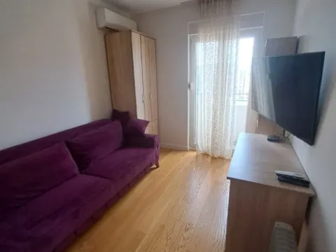 Izdavanje, trosoban stan, 105m², Central Point, Podgorica - image 3