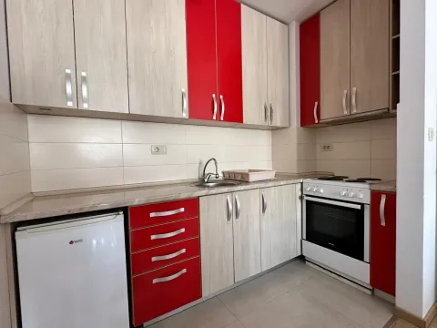 Prodaja, jednosoban stan, 46m², City Kvart, Podgorica - image 9