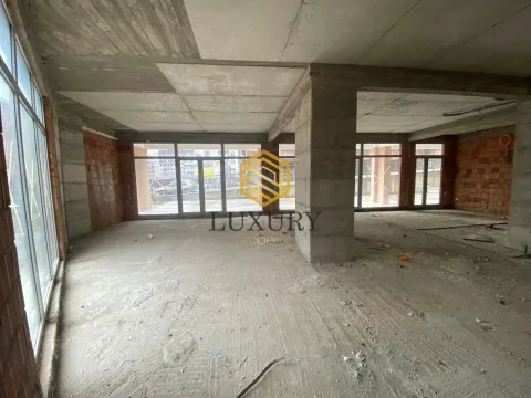 Izdavanje, poslovni prostor, 90m², Ljubović, Podgorica - image 7